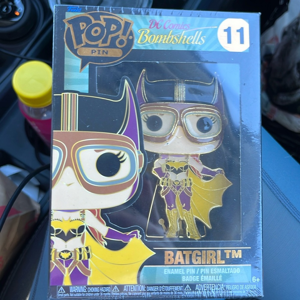 Funko Pop dc comics batgirl pin brand new